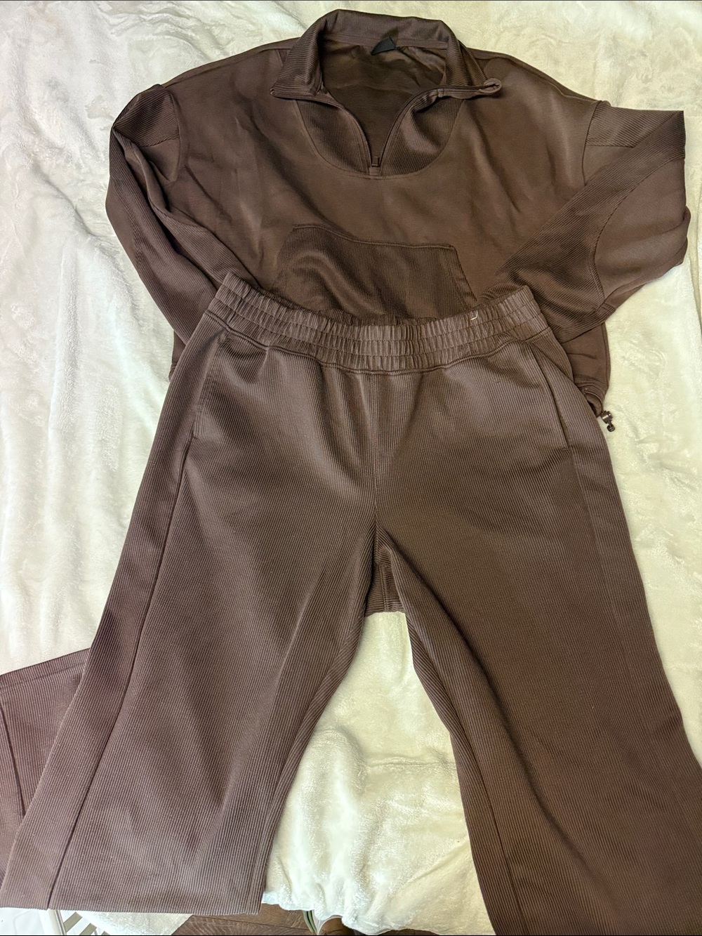 Spider active sports matching set.